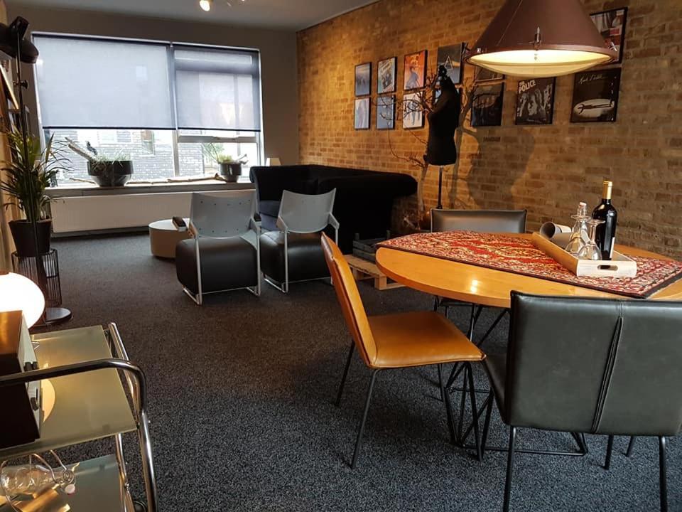 Stadslogement De Wolkeamer Drachten Dış mekan fotoğraf